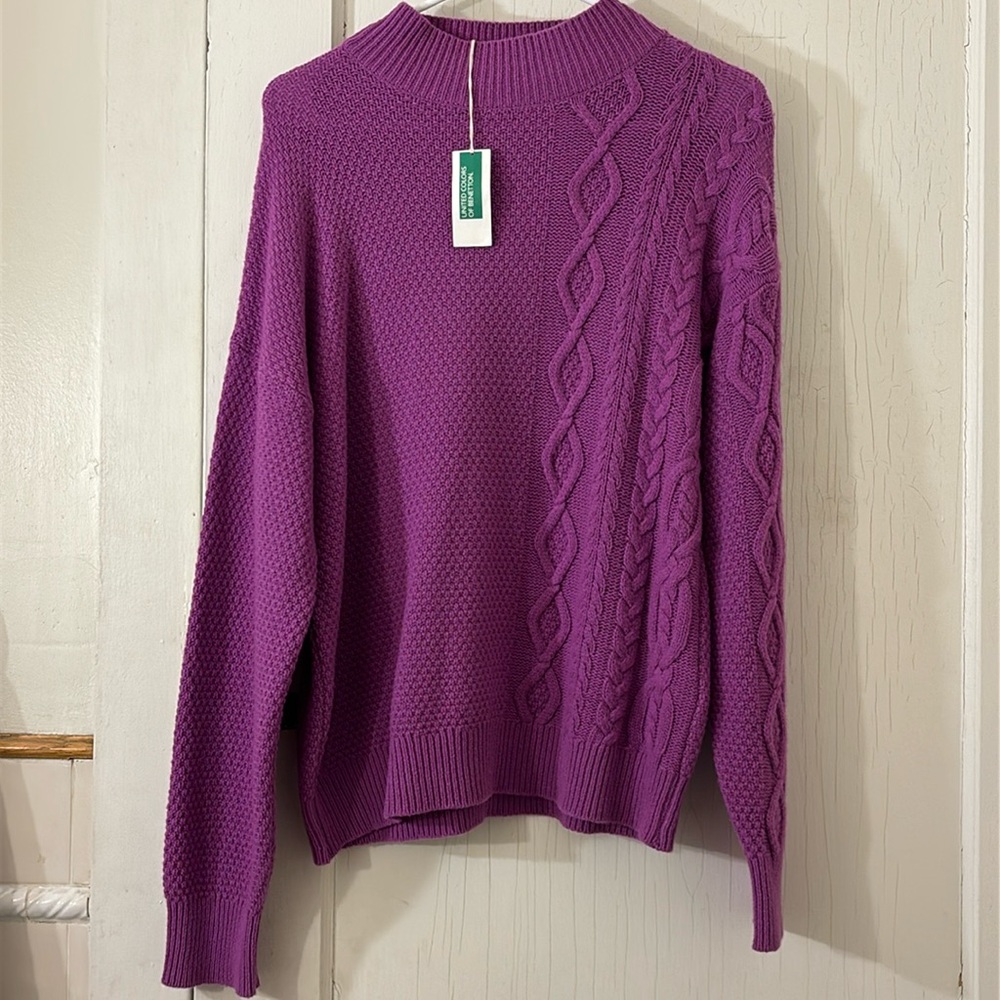 Women’s United Colors of Benetton Sweater